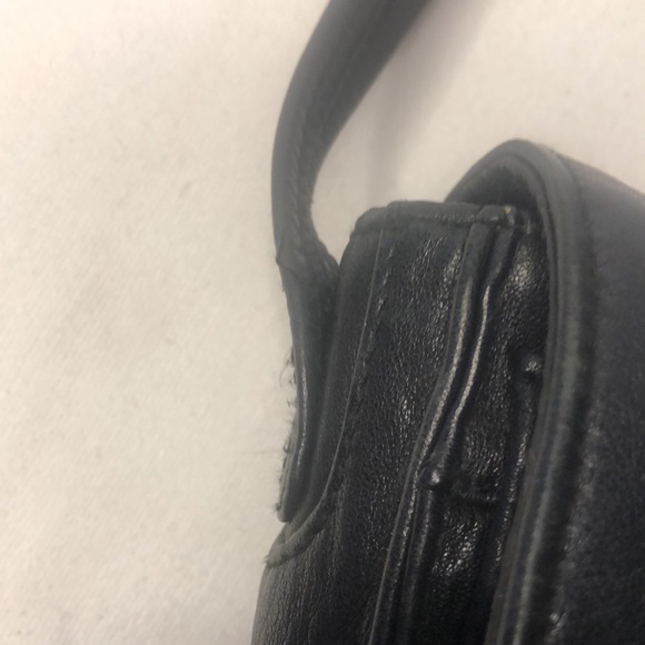 JACQUELINE FERRAR Vintage black buttery soft leather handbag. - Picture 9 of 13